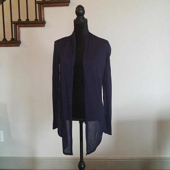 Navy long top - Picture 1 of 1